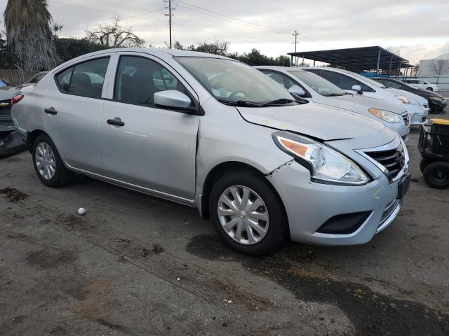 3N1CN7AP1HL888228 - 2017 NISSAN VERSA S SILVER photo 4