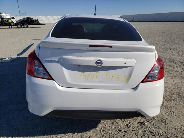 3N1CN7AP5KL816195 - 2019 NISSAN VERSA S WHITE photo 6