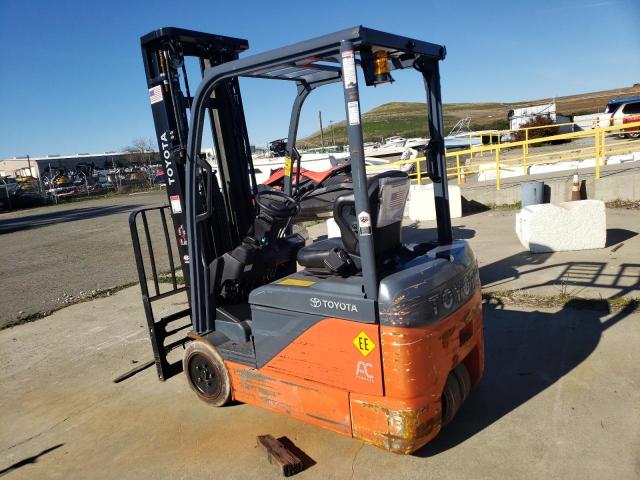 17455 - 2019 TOYOTA FORK LIFT ORANGE photo 3