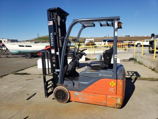 17455 - 2019 TOYOTA FORK LIFT ORANGE photo 9