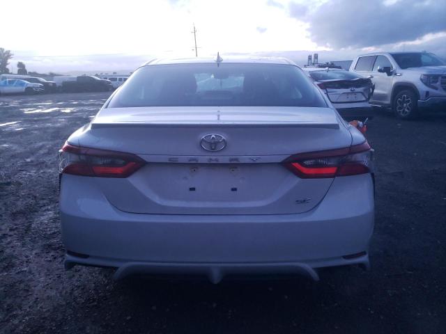 4T1T11AK0PU092144 - 2023 TOYOTA CAMRY SE NIGHT SHADE WHITE photo 6