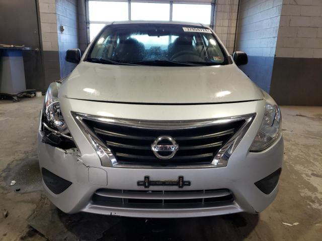 3N1CN7AP9FL823690 - 2015 NISSAN VERSA S SILVER photo 5