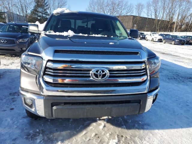5TFUY5F12GX559042 - 2016 TOYOTA TUNDRA DOUBLE CAB SR/SR5 GRAY photo 5