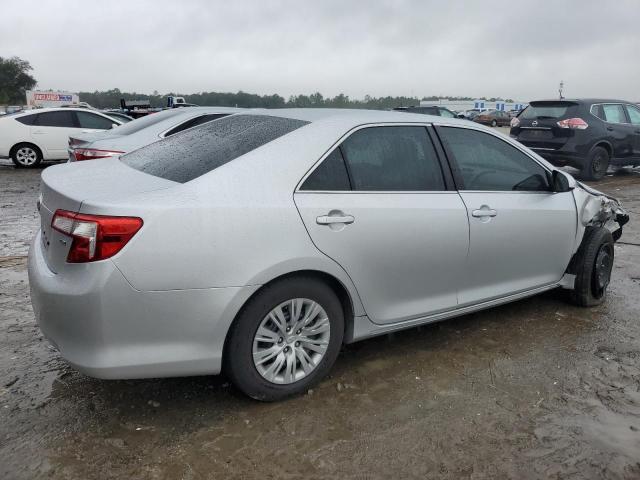 4T1BF1FK6EU448678 - 2014 TOYOTA CAMRY L SILVER photo 3