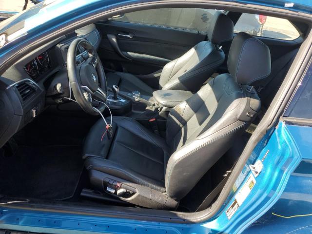 WBS1J5C52JVD36495 - 2018 BMW M2 Blau Foto 7