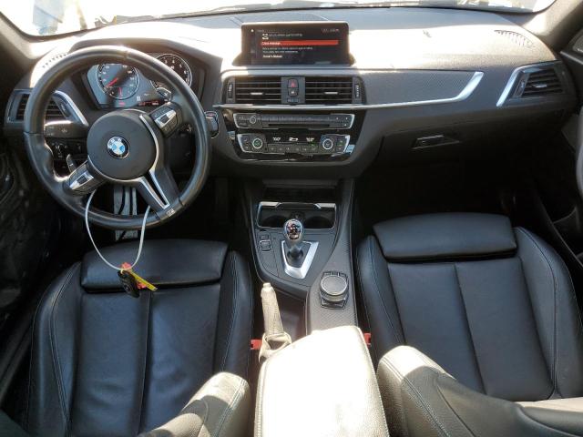 WBS1J5C52JVD36495 - 2018 BMW M2 Blau Foto 8