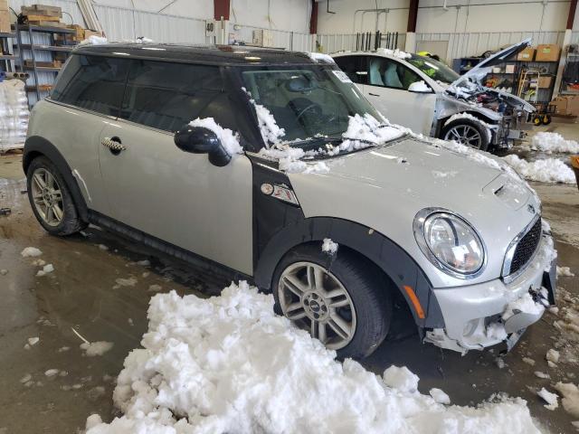 WMWSV3C58DT390723 - 2013 MINI COOPER S SILVER photo 4