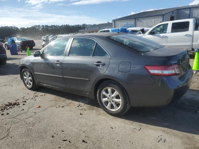 4T1BF3EK0BU633656 - 2011 TOYOTA CAMRY BASE GRAY photo 2