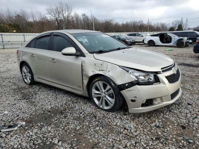 1G1PG5SB6D7113592 - 2013 CHEVROLET CRUZE LTZ GOLD photo 4