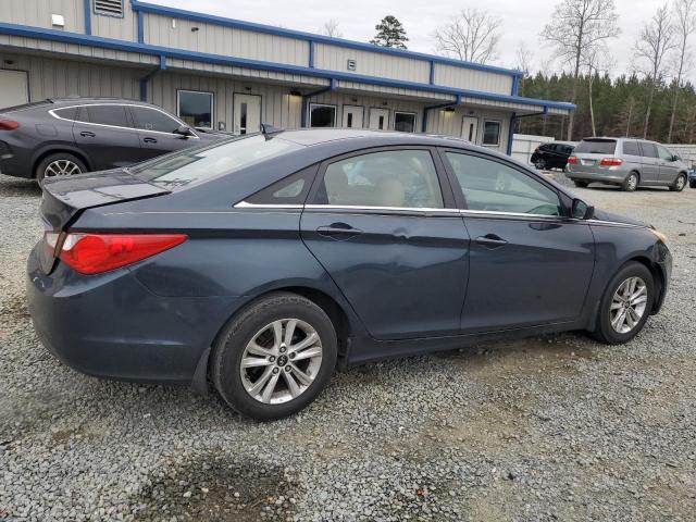 5NPEB4AC5DH725652 - 2013 HYUNDAI SONATA GLS BLUE photo 3