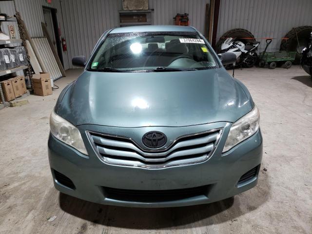 4T1BF3EKXBU735112 - 2011 TOYOTA CAMRY BASE GRAY photo 5