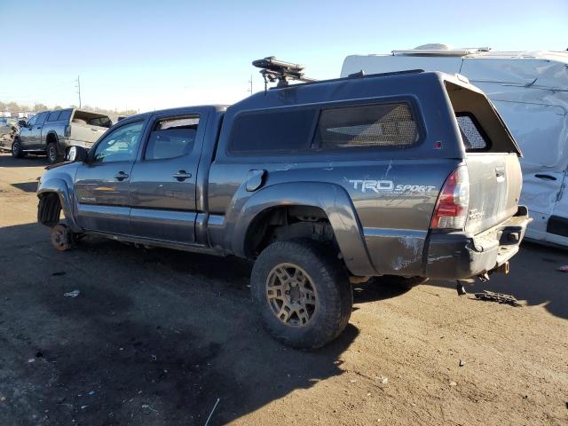 3TMMU4FN7FM078247 - 2015 TOYOTA TACOMA DOUBLE CAB LONG BED GRAY photo 2