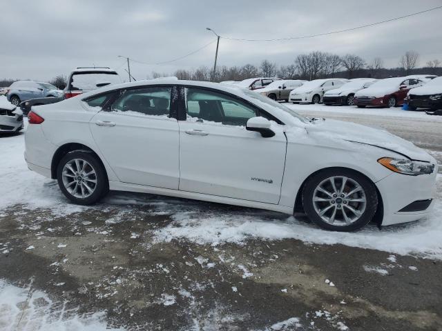 3FA6P0LU6HR386896 - 2017 FORD FUSION SE HYBRID WHITE photo 4