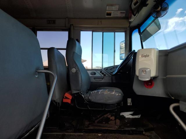 4DRBUAFN45B985948 - 2005 IC CORPORATION 3000 YELLOW photo 5