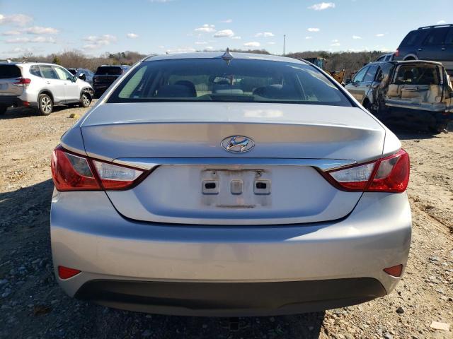 5NPEB4AC9EH888905 - 2014 HYUNDAI SONATA GLS SILVER photo 6