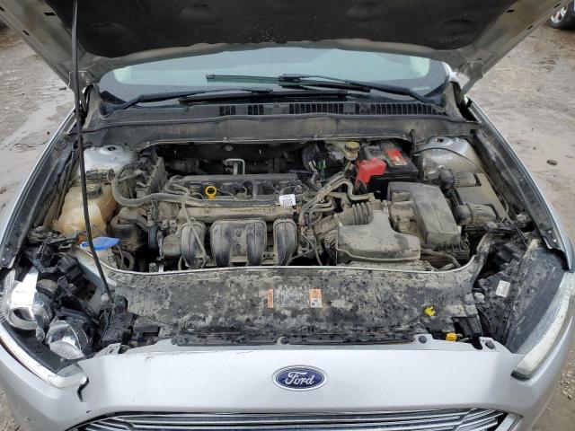 3FA6P0H70GR313279 - 2016 FORD FUSION SE SILVER photo 11