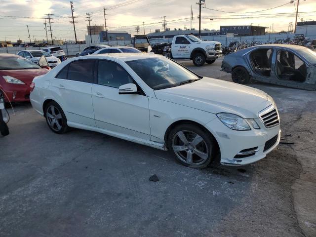 WDDHF5KB4CA587983 - 2012 MERCEDES-BENZ E 350 WHITE photo 4