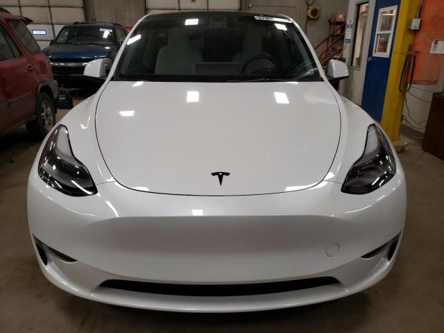 7SAYGAEE0PF663429 - 2023 TESLA MODEL Y WHITE photo 5