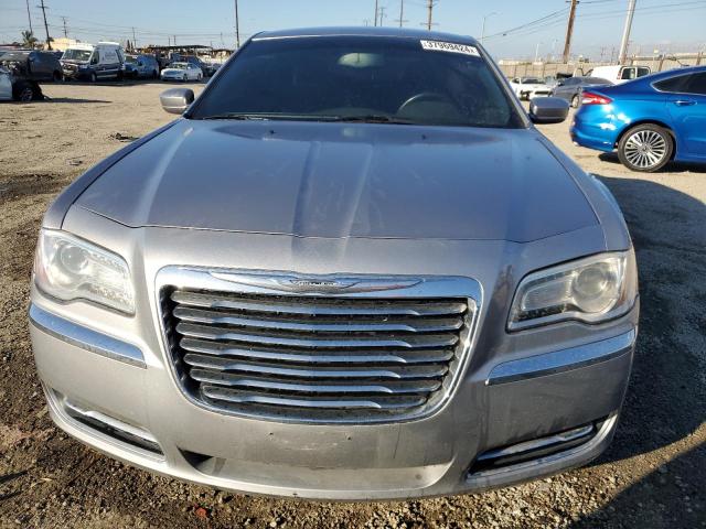 2C3CCAAG8DH627525 - 2013 CHRYSLER 300 SILVER photo 5