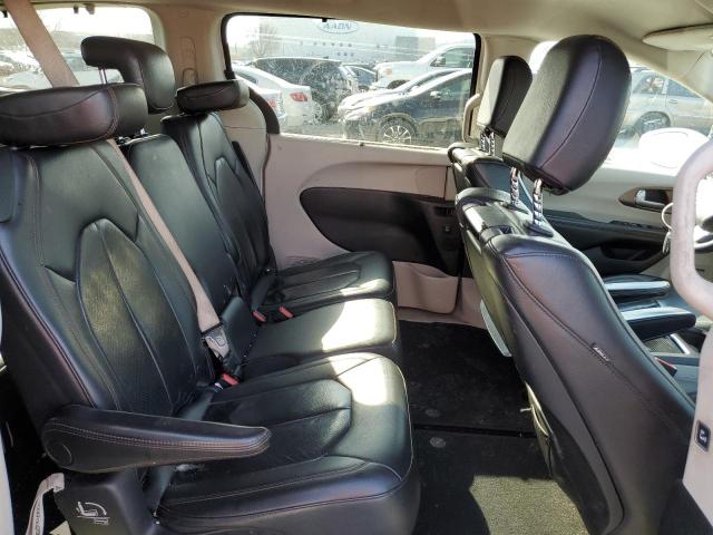 2C4RC1EG4HR506183 - 2017 CHRYSLER PACIFICA TOURING L PLUS WHITE photo 11