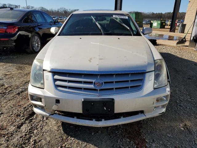 1G6DC67A160220561 - 2006 CADILLAC STS WHITE photo 5