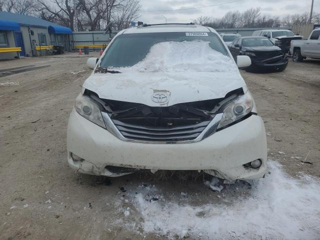 5TDYK3DC3FS661658 - 2015 TOYOTA SIENNA XLE WHITE photo 5