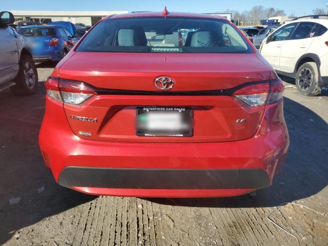 5YFEPMAE6MP177795 - 2021 TOYOTA COROLLA LE RED photo 6