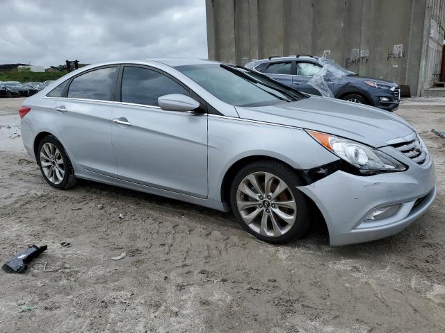 5NPEC4AC7BH042460 - 2011 HYUNDAI SONATA SE SILVER photo 4