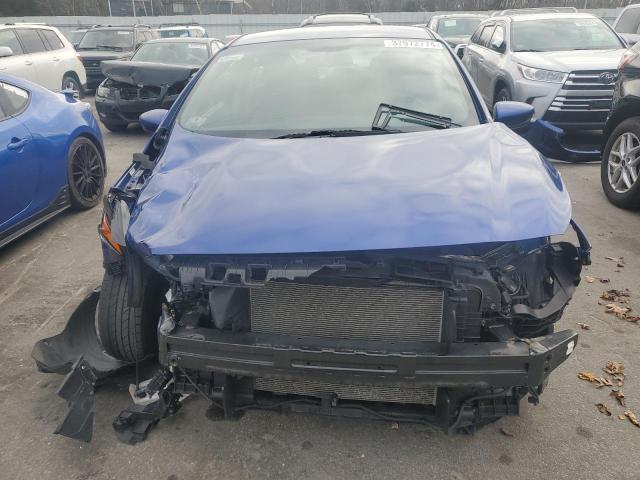 3KPFK4A70HE075730 - 2017 KIA FORTE LX BLUE photo 5