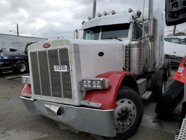 1XP5DB9XXYN522959 - 2000 PETERBILT 379 WHITE photo 2