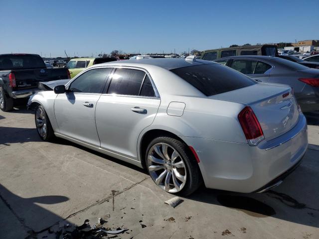 2C3CCAAG7KH755512 - 2019 CHRYSLER 300 TOURING SILVER photo 2