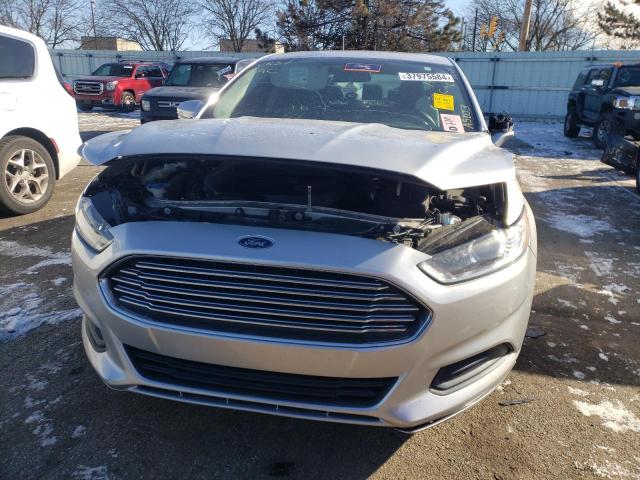 3FA6P0HR5DR197400 - 2013 FORD FUSION SE SILVER photo 5