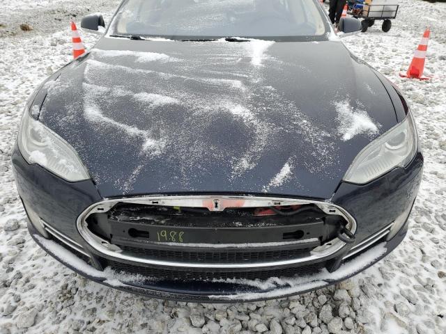 5YJSA1H18EFP52787 - 2014 TESLA MODEL S შავი ფოტო 11