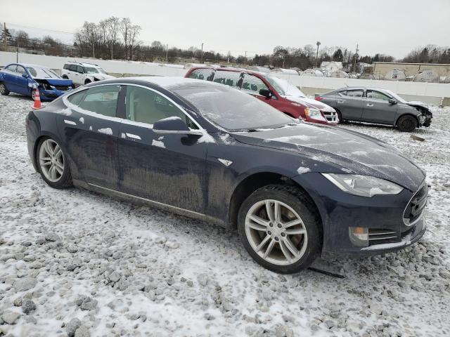 5YJSA1H18EFP52787 - 2014 TESLA MODEL S შავი ფოტო 4