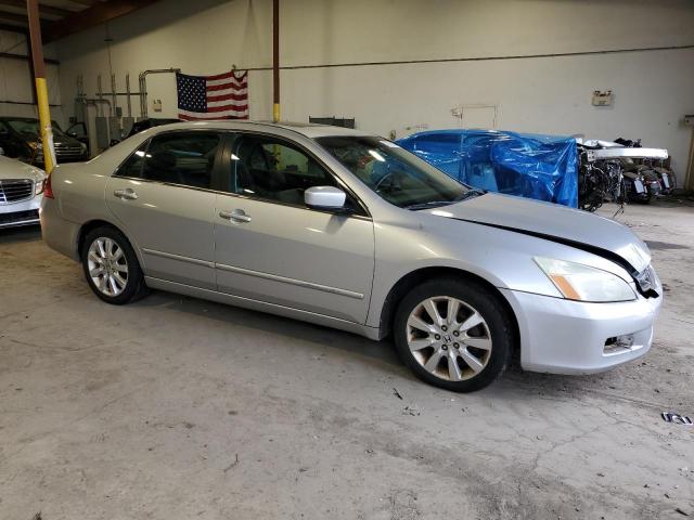 1HGCM66537A044071 - 2007 HONDA ACCORD EX SILVER photo 4