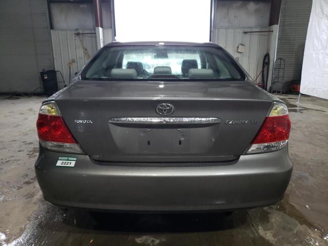 4T1BE30K45U621718 - 2005 TOYOTA CAMRY LE GRAY photo 6