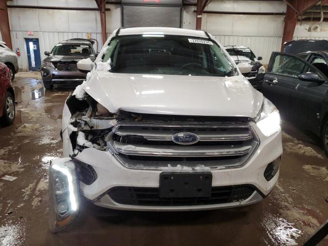 1FMCU9G97HUA00314 - 2017 FORD ESCAPE SE WHITE photo 5