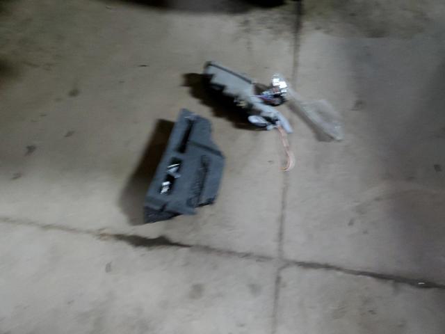 2G4WB52K3Y1215660 - 2000 BUICK REGAL LS 银色 照片 12