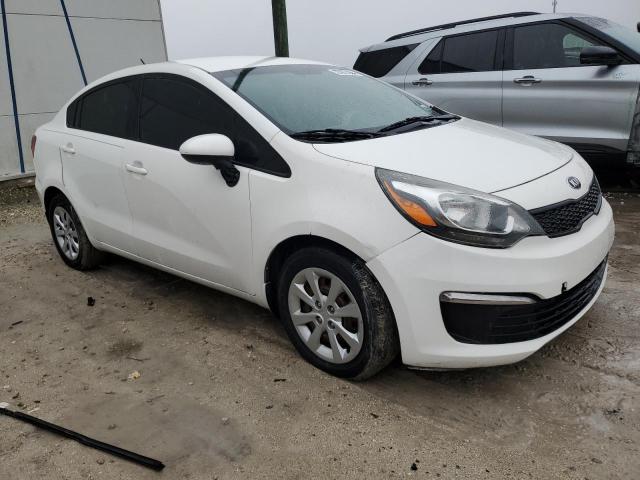 KNADM4A3XG6638640 - 2016 KIA RIO LX WHITE photo 4