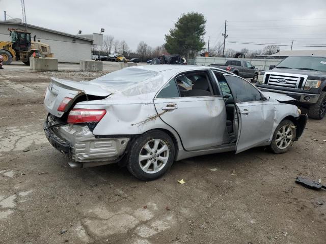 4T1BK46K28U572917 - 2008 TOYOTA CAMRY LE SILVER photo 3