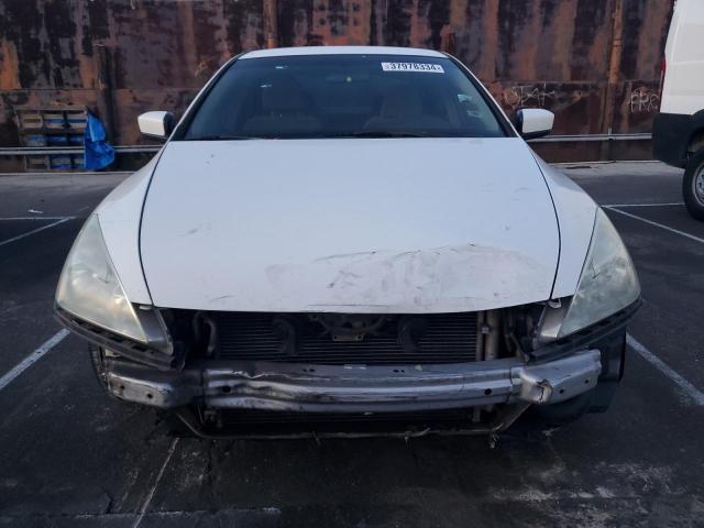 1HGCM56437A157620 - 2007 HONDA ACCORD LX WHITE photo 5