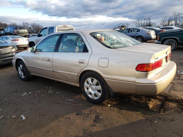 JT2BG22K710548070 - 2001 TOYOTA CAMRY CE GOLD photo 2