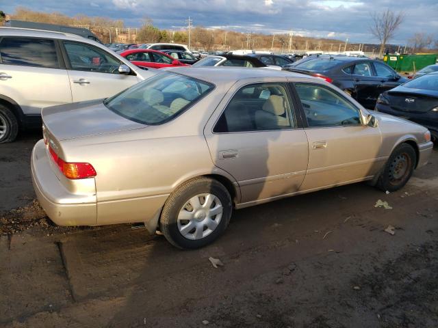 JT2BG22K710548070 - 2001 TOYOTA CAMRY CE GOLD photo 3