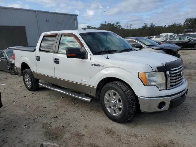 1FTFW1CT8BFB29592 - 2011 FORD F150 SUPERCREW WHITE photo 4