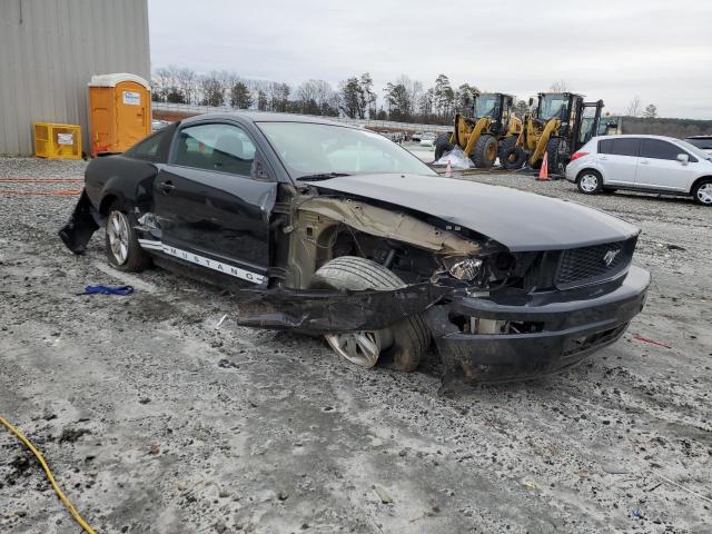 1ZVHT80N695144041 - 2009 FORD MUSTANG BLACK photo 4