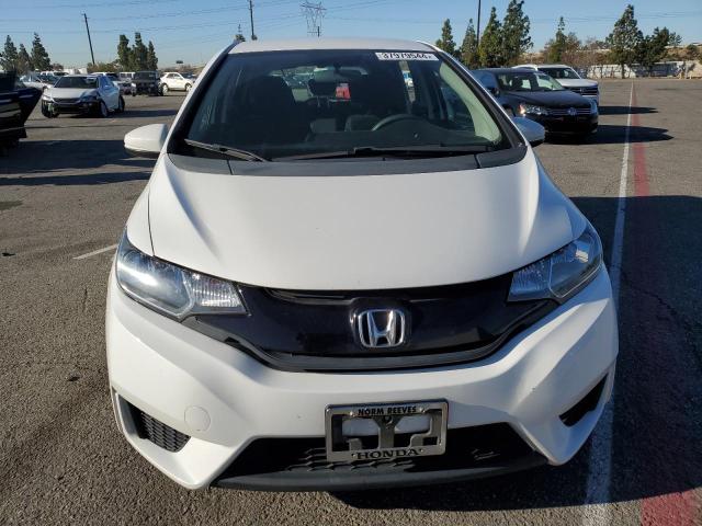 3HGGK5H5XFM718880 - 2015 HONDA FIT LX WHITE photo 5