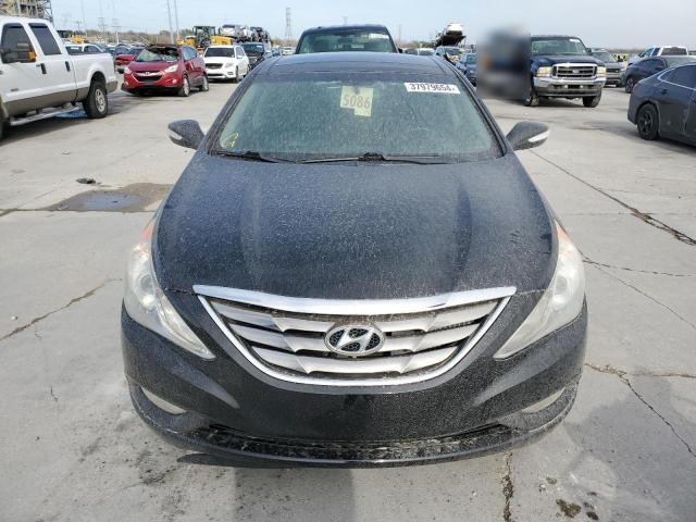 5NPEC4AB8DH518984 - 2013 HYUNDAI SONATA SE BLACK photo 5