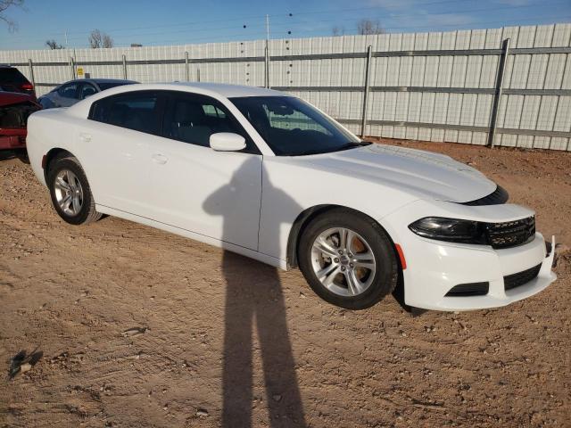 2C3CDXBG5NH144929 - 2022 DODGE CHARGER SXT WHITE photo 4