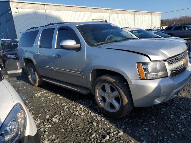 1GNSCJE09CR320729 - 2012 CHEVROLET SUBURBAN C1500 LT SILVER photo 4