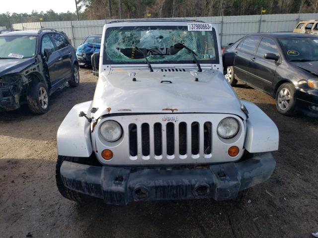 1J8GA59127L219726 - 2007 JEEP WRANGLER SAHARA SILVER photo 5